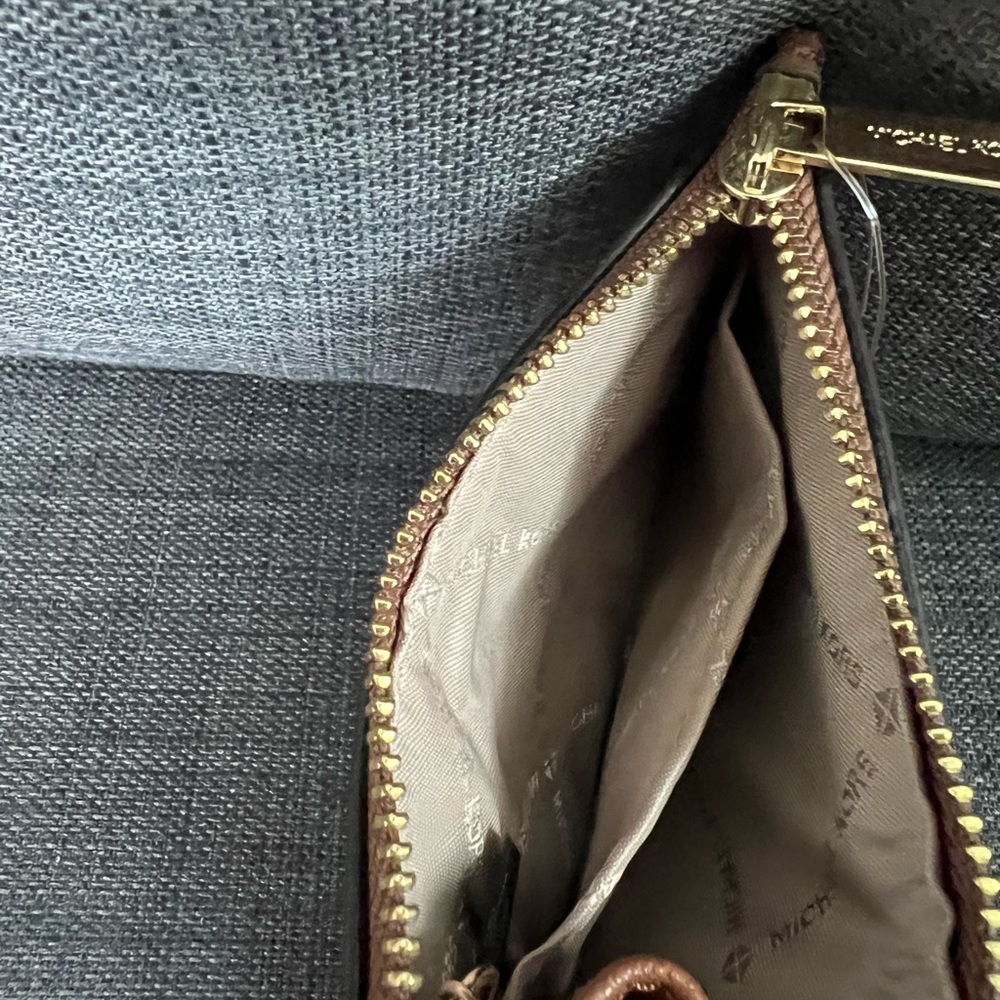 NWT MICHAEL KORS JET SET TRAVEL SMALL TOP ZIP COIN POUCH WITH ID WINDOW - Picture 5 of 6